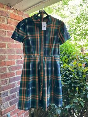 Plaid Short Sleeve Button Dress in Green & Orange. Large, NWT.
